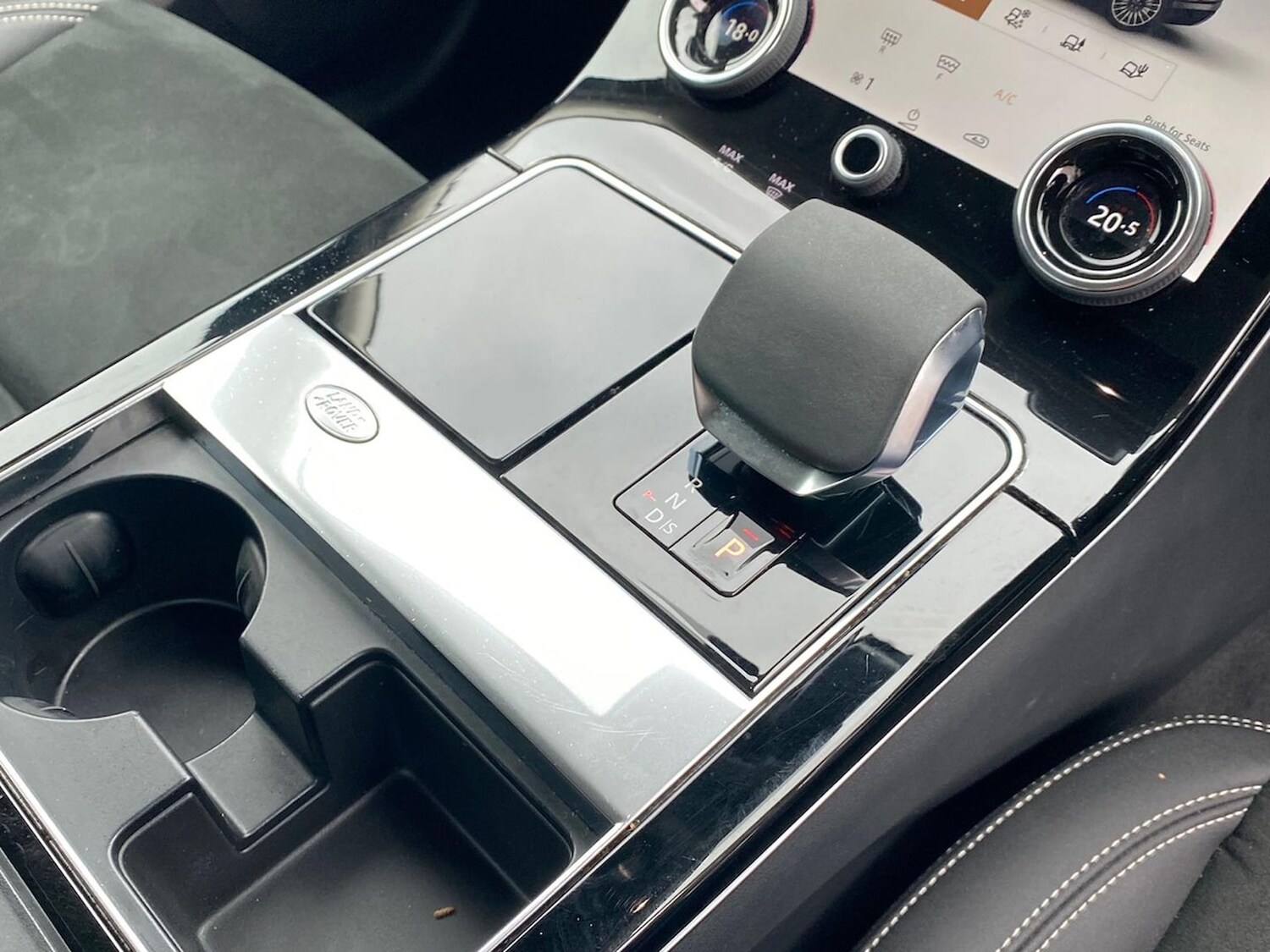 Used Land Rover Range Rover Velar 2022 for sale - 78193595: Photo 15