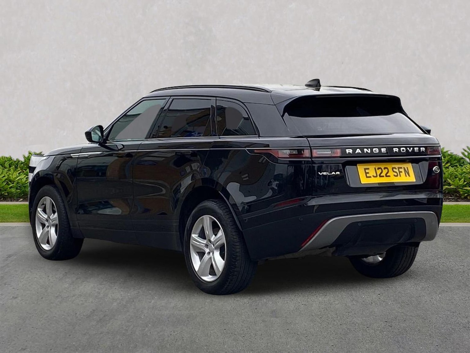 Used Land Rover Range Rover Velar 2022 for sale - 78193595: Photo 2