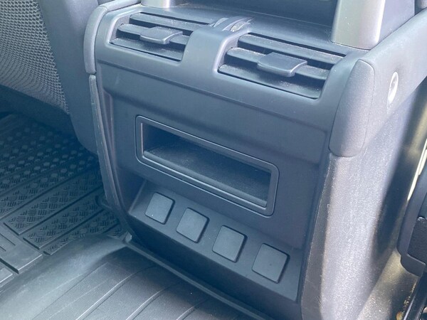 Used Land Rover Defender 2022 for sale - 75557390: Photo 18