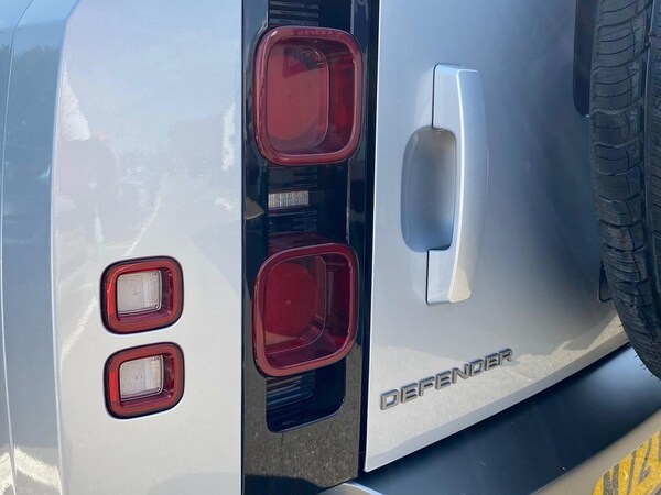 Used Land Rover Defender 2022 for sale - 75557390: Photo 19