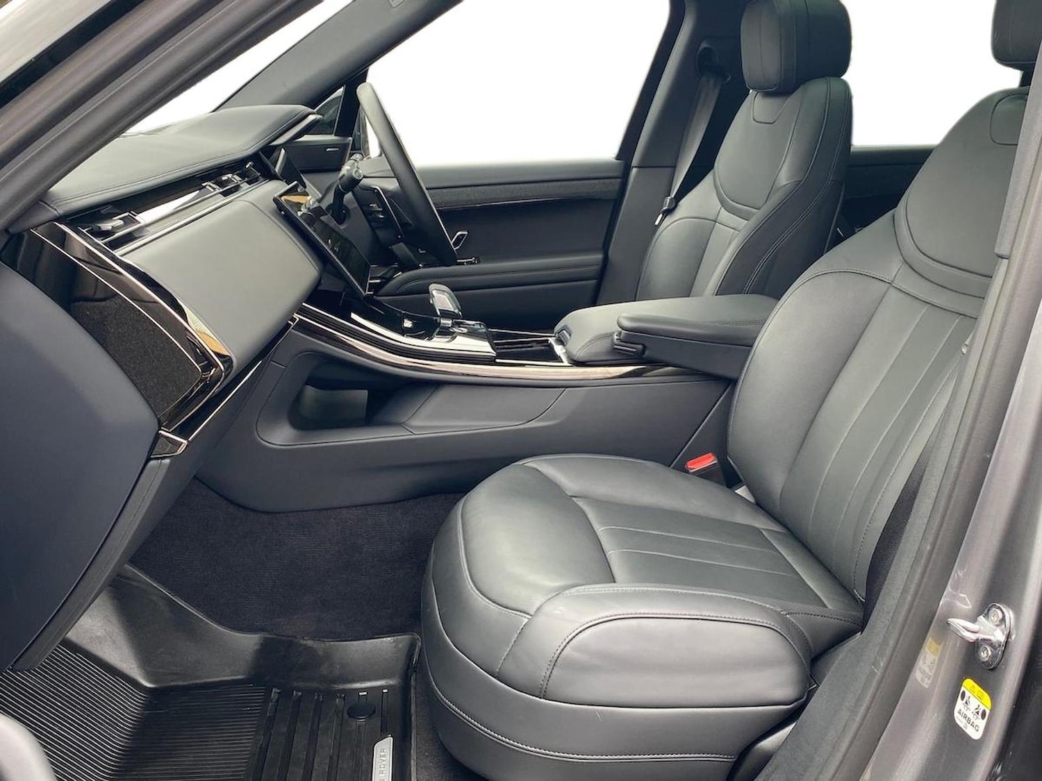 Used Land Rover Range Rover Sport 2025 for sale - 78193568: Photo 5