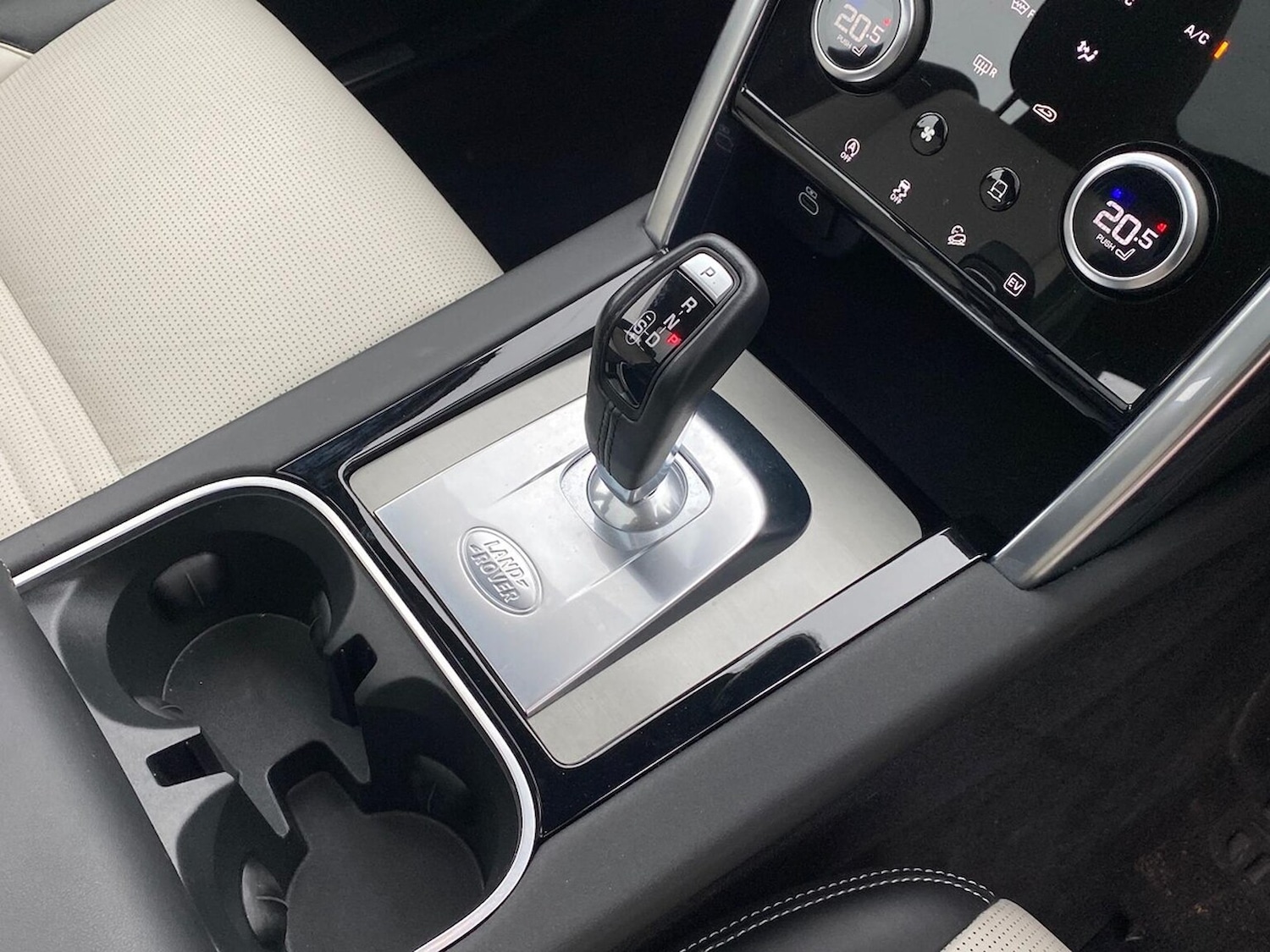 Used Land Rover Discovery Sport 2021 for sale - 76591421: Photo 13