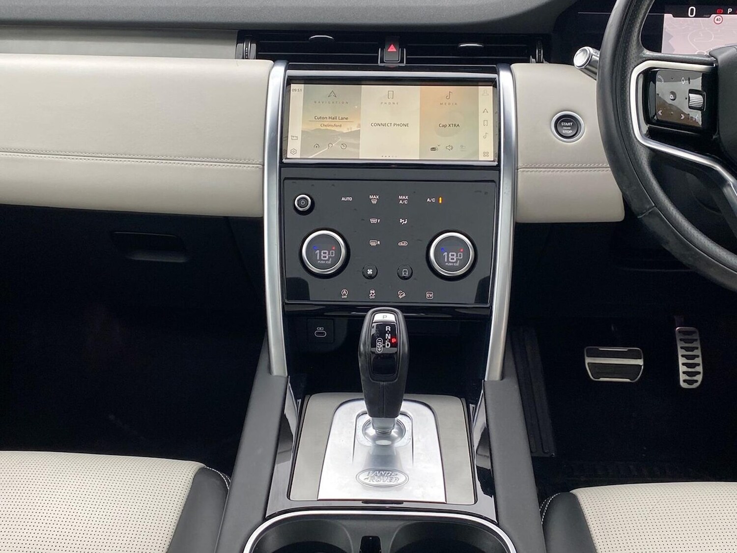 Used Land Rover Discovery Sport 2021 for sale - 76591421: Photo 14