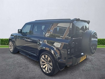 Used Land Rover Defender 2021 for sale - 79482991: Photo