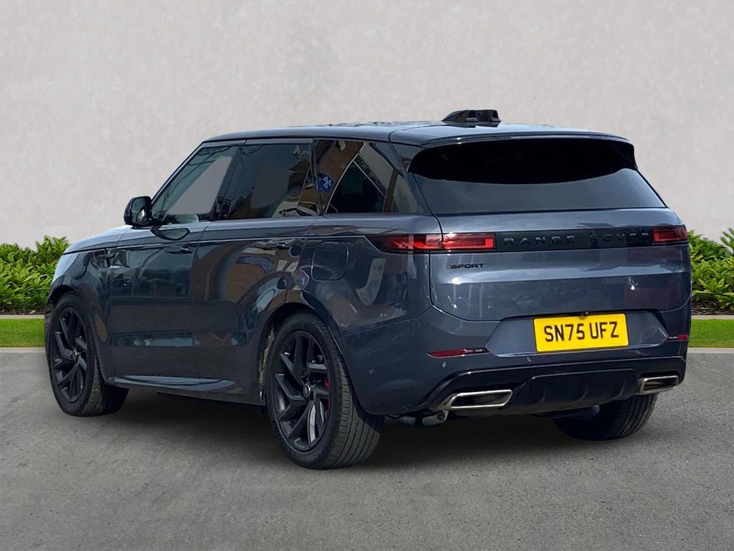 Used Land Rover Range Rover Sport 2025 for sale - 78193575: Photo 2