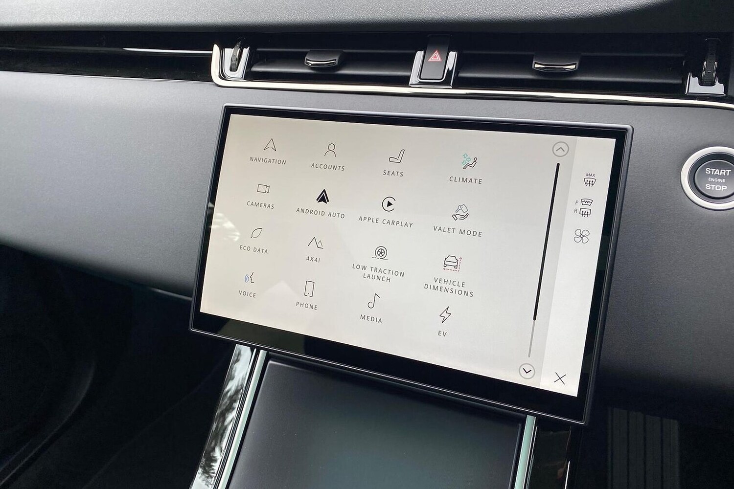 Used Land Rover Range Rover Evoque 2025 for sale - 78193618: Photo 14