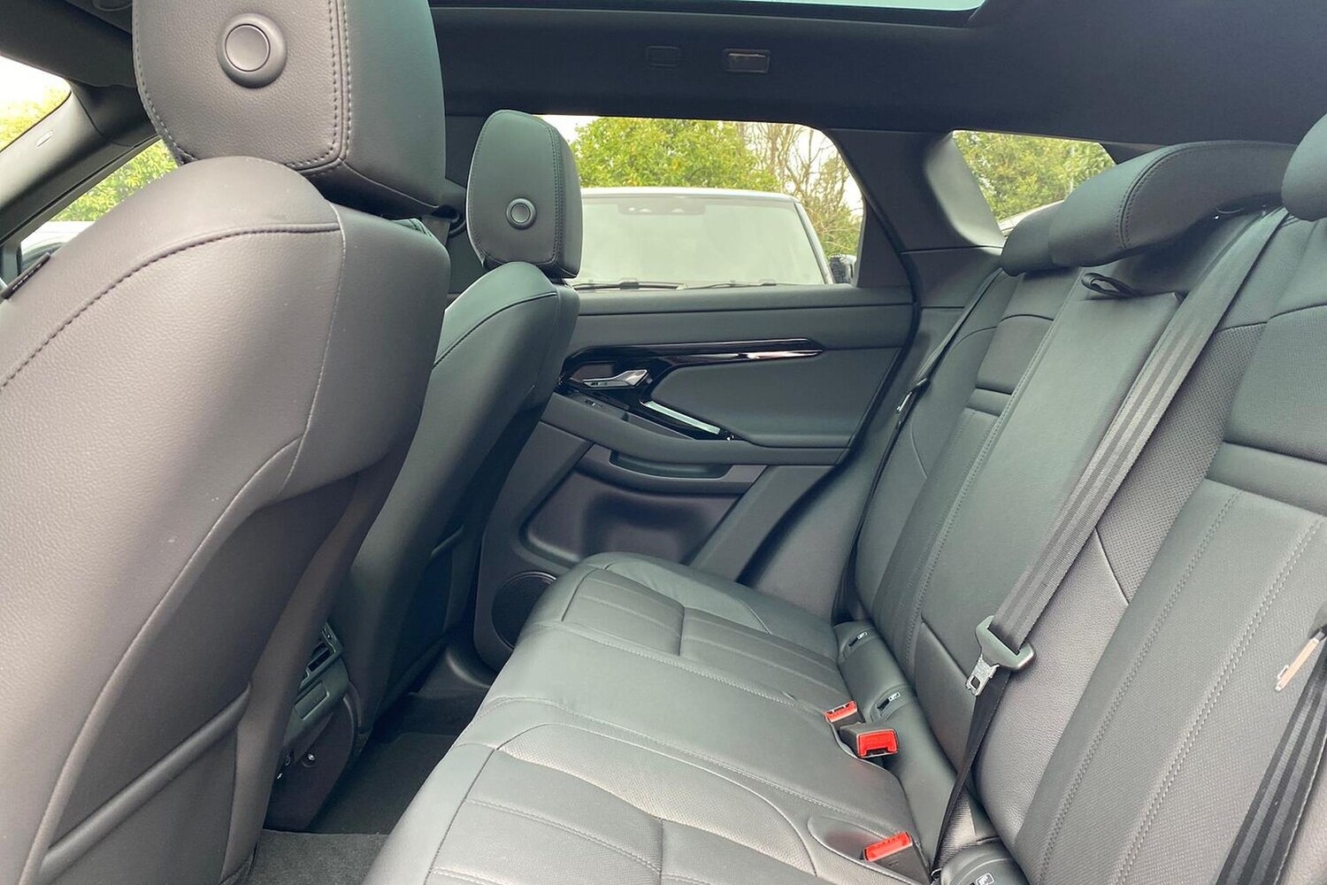 Used Land Rover Range Rover Evoque 2025 for sale - 78193618: Photo 18