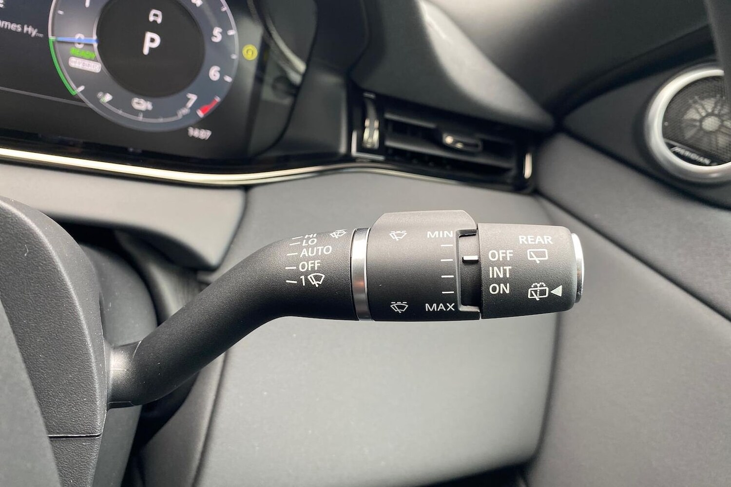 Used Land Rover Range Rover Evoque 2025 for sale - 78193618: Photo 30