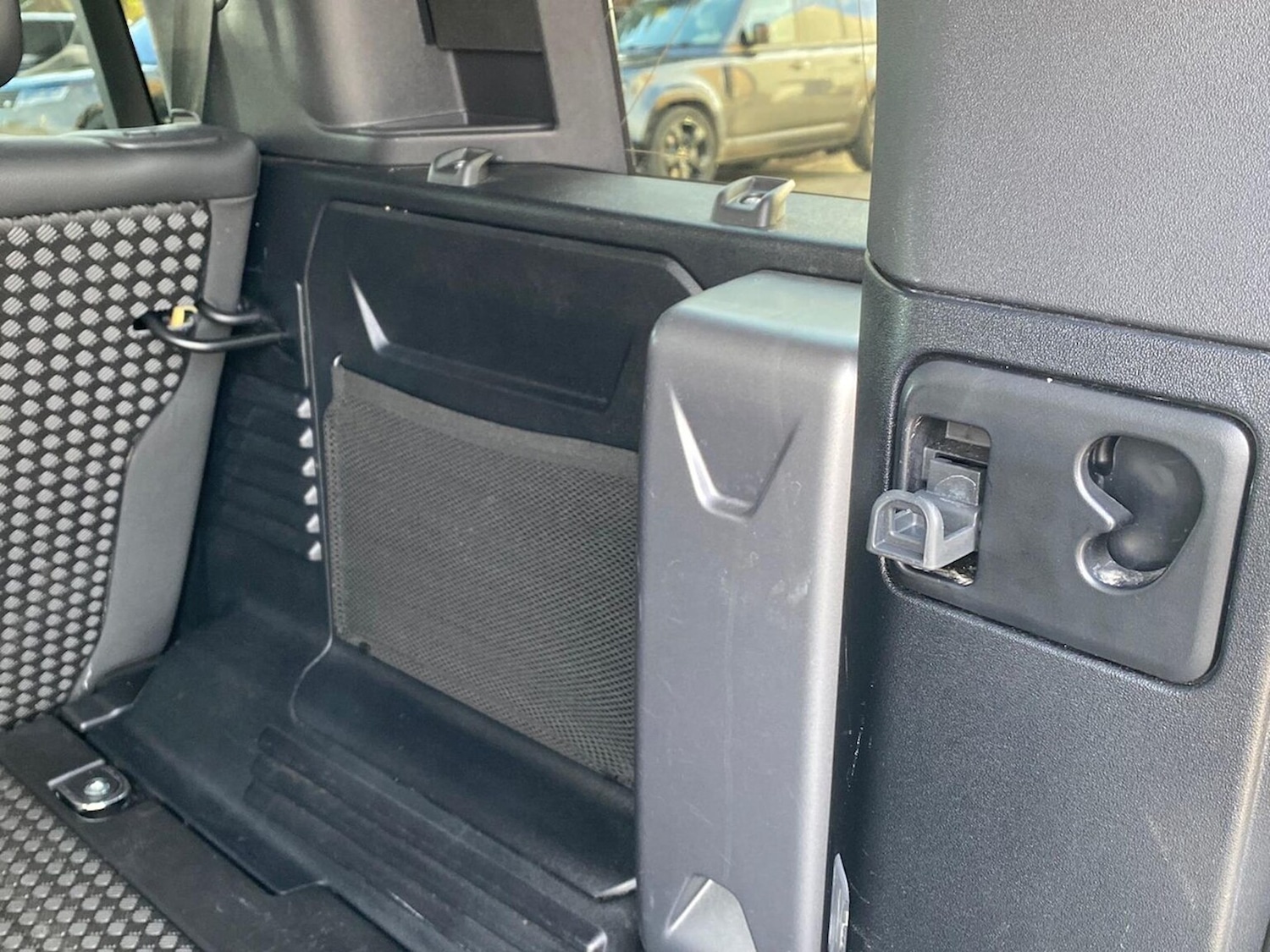 Used Land Rover Defender 2022 for sale - 76555464: Photo 27