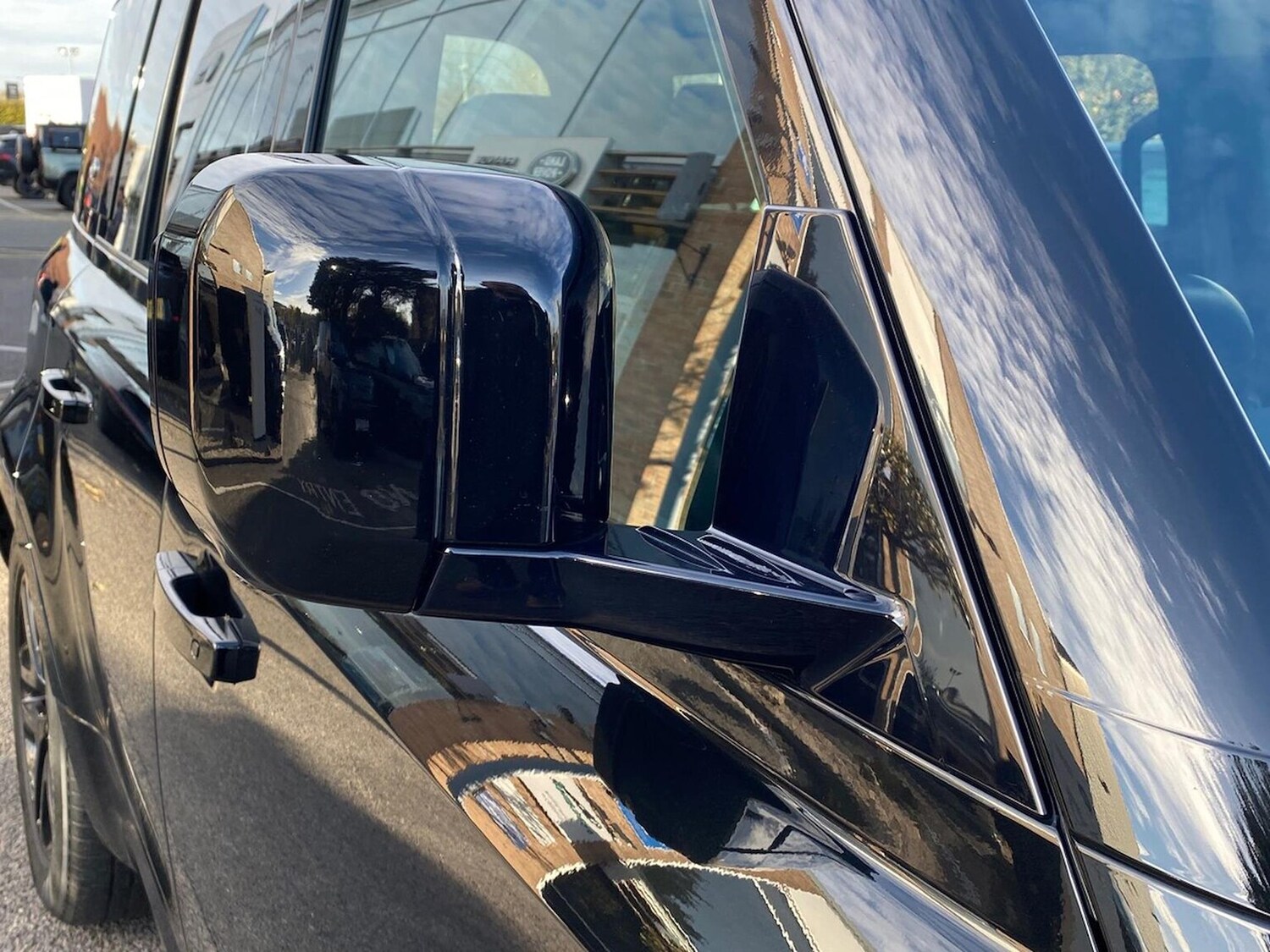 Used Land Rover Defender 2022 for sale - 76555464: Photo 33