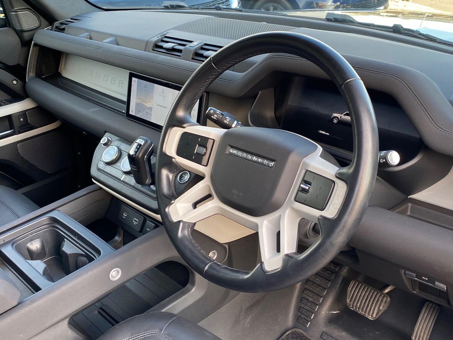 Used Land Rover Defender 2022 for sale - 76555464: Photo 37