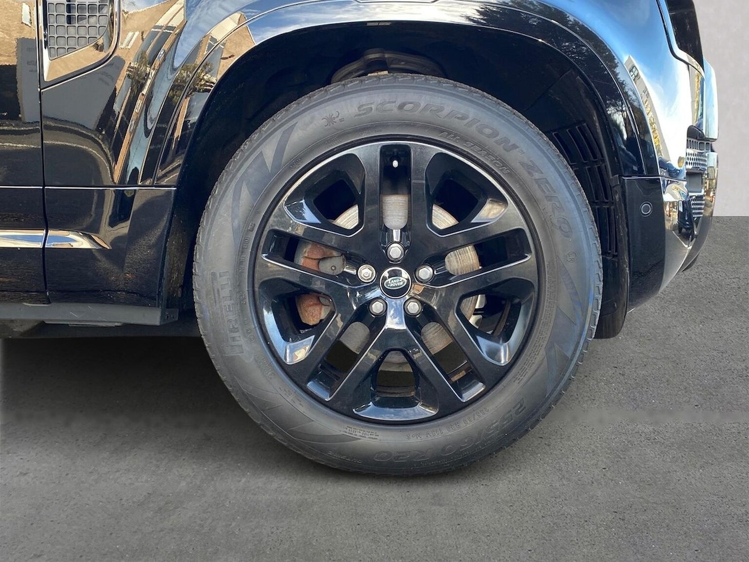 Used Land Rover Defender 2022 for sale - 76555464: Photo 8