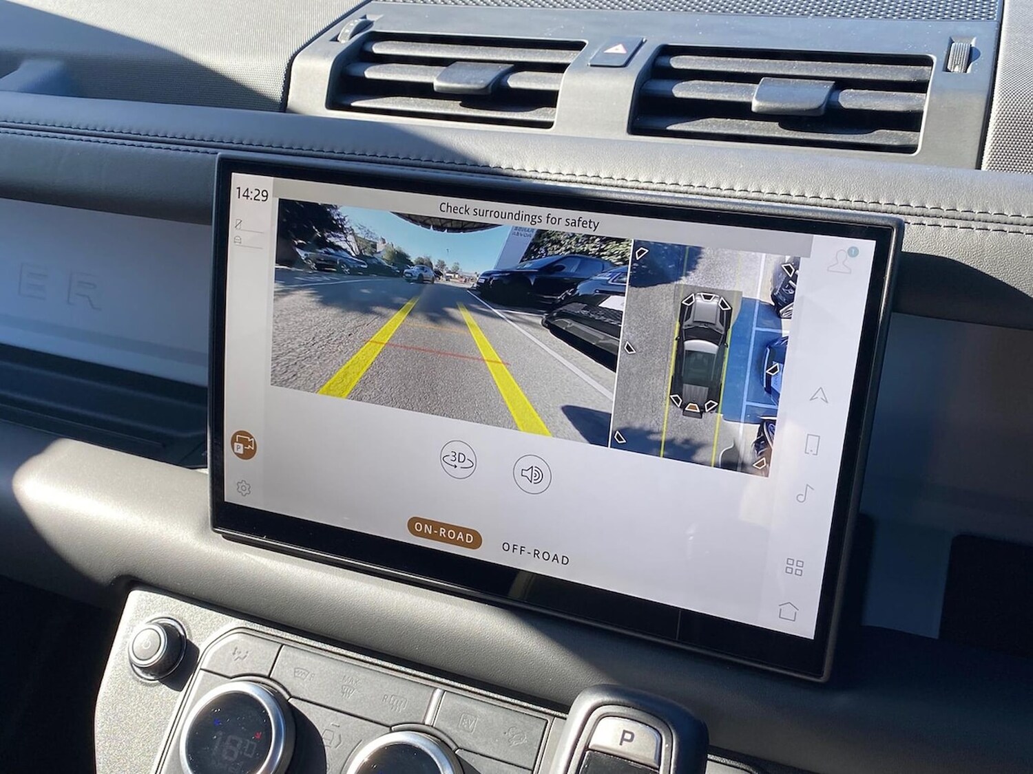 Used Land Rover Defender 2024 for sale - 76194447: Photo 12