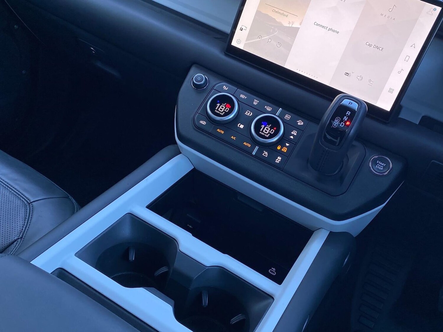 Used Land Rover Defender 2024 for sale - 76194447: Photo 13