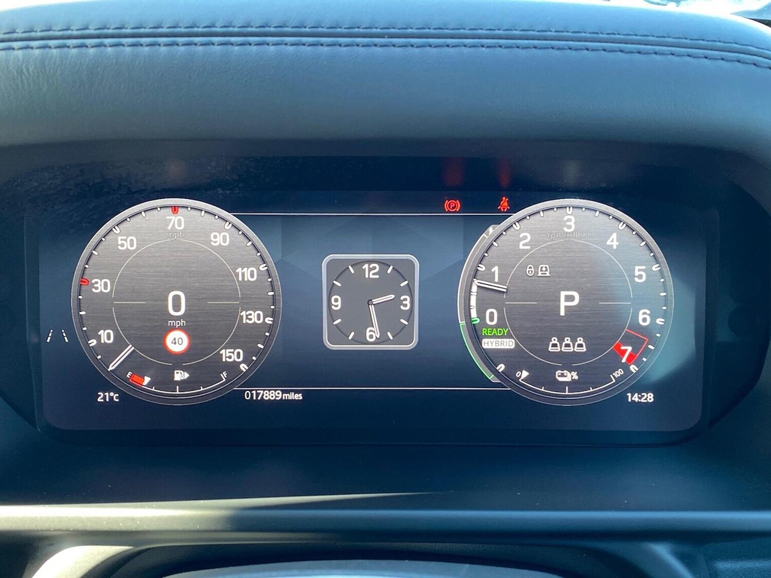 Used Land Rover Defender 2024 for sale - 76194447: Photo 16