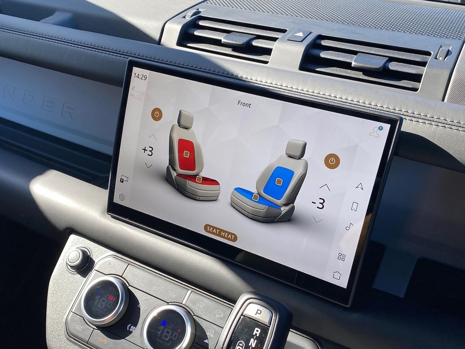 Used Land Rover Defender 2024 for sale - 76194447: Photo 22