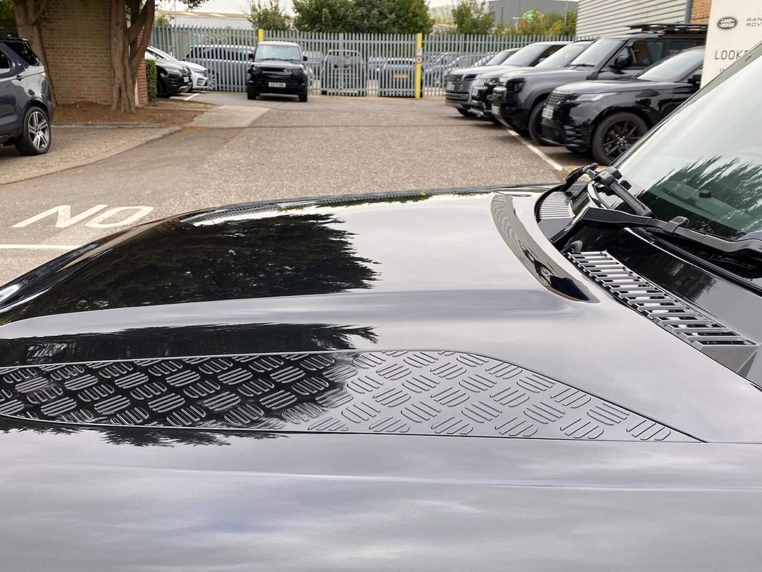 Used Land Rover Defender 2024 for sale - 76194447: Photo 28