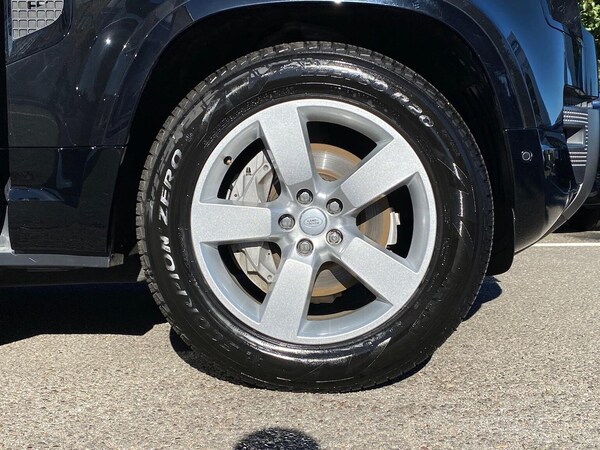 Used Land Rover Defender 2024 for sale - 76194447: Photo 8