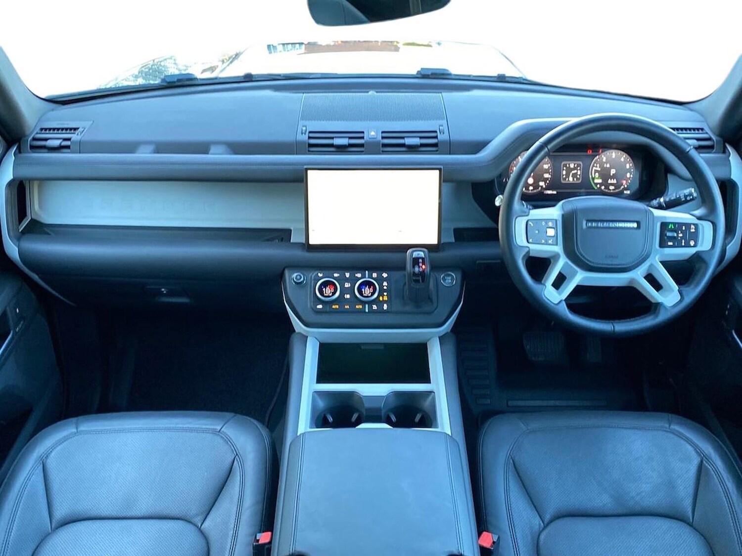 Used Land Rover Defender 2024 for sale - 76194447: Photo 9