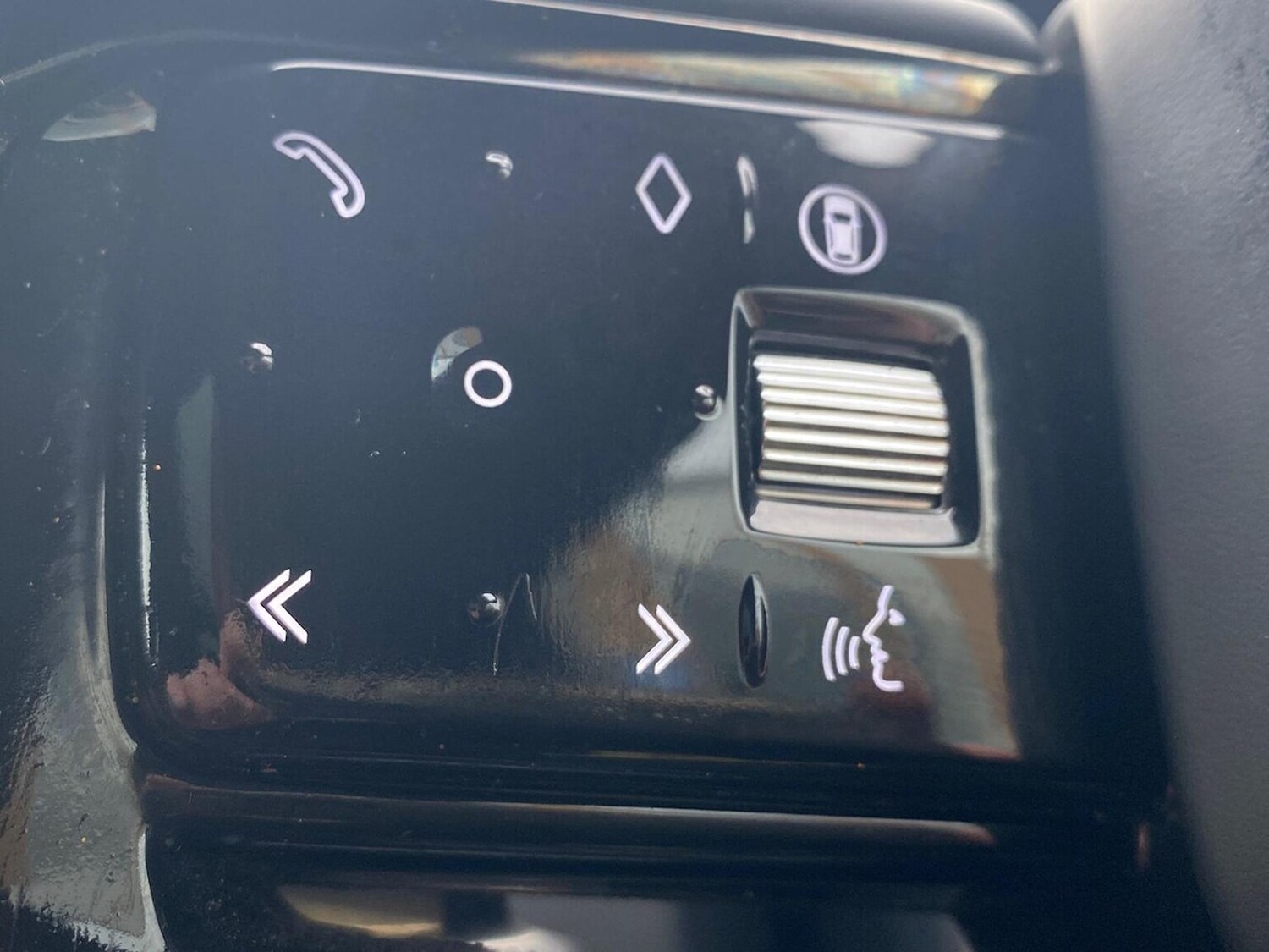 Used Land Rover Range Rover Evoque 2024 for sale - 77813382: Photo 37