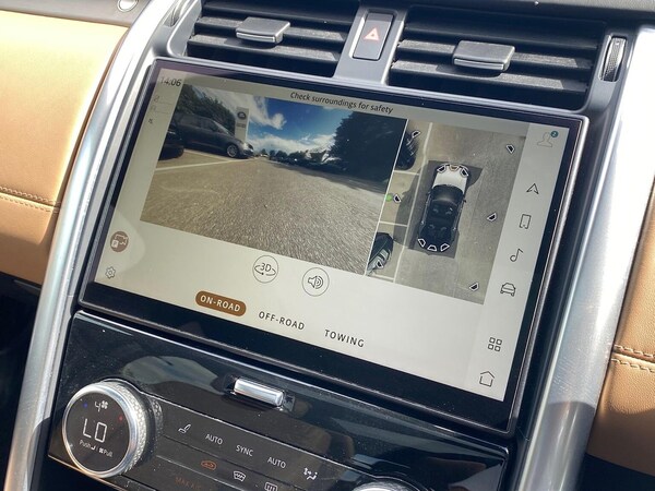 Used Land Rover Discovery 2023 for sale - 75718001: Photo 12