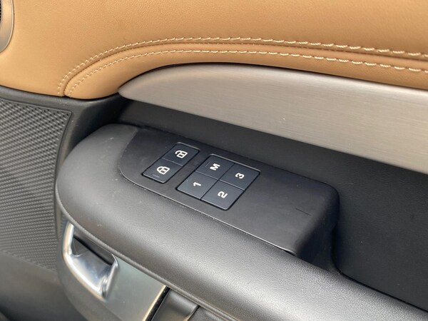 Used Land Rover Discovery 2023 for sale - 75718001: Photo 25