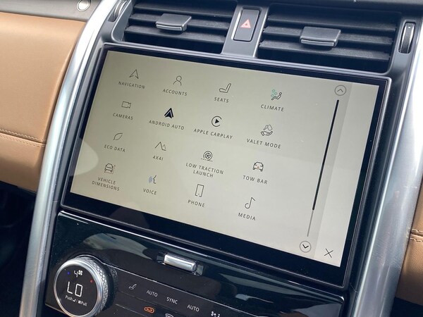 Used Land Rover Discovery 2023 for sale - 75718001: Photo 32
