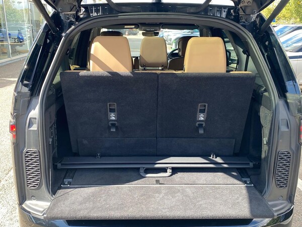 Used Land Rover Discovery 2023 for sale - 75718001: Photo 37