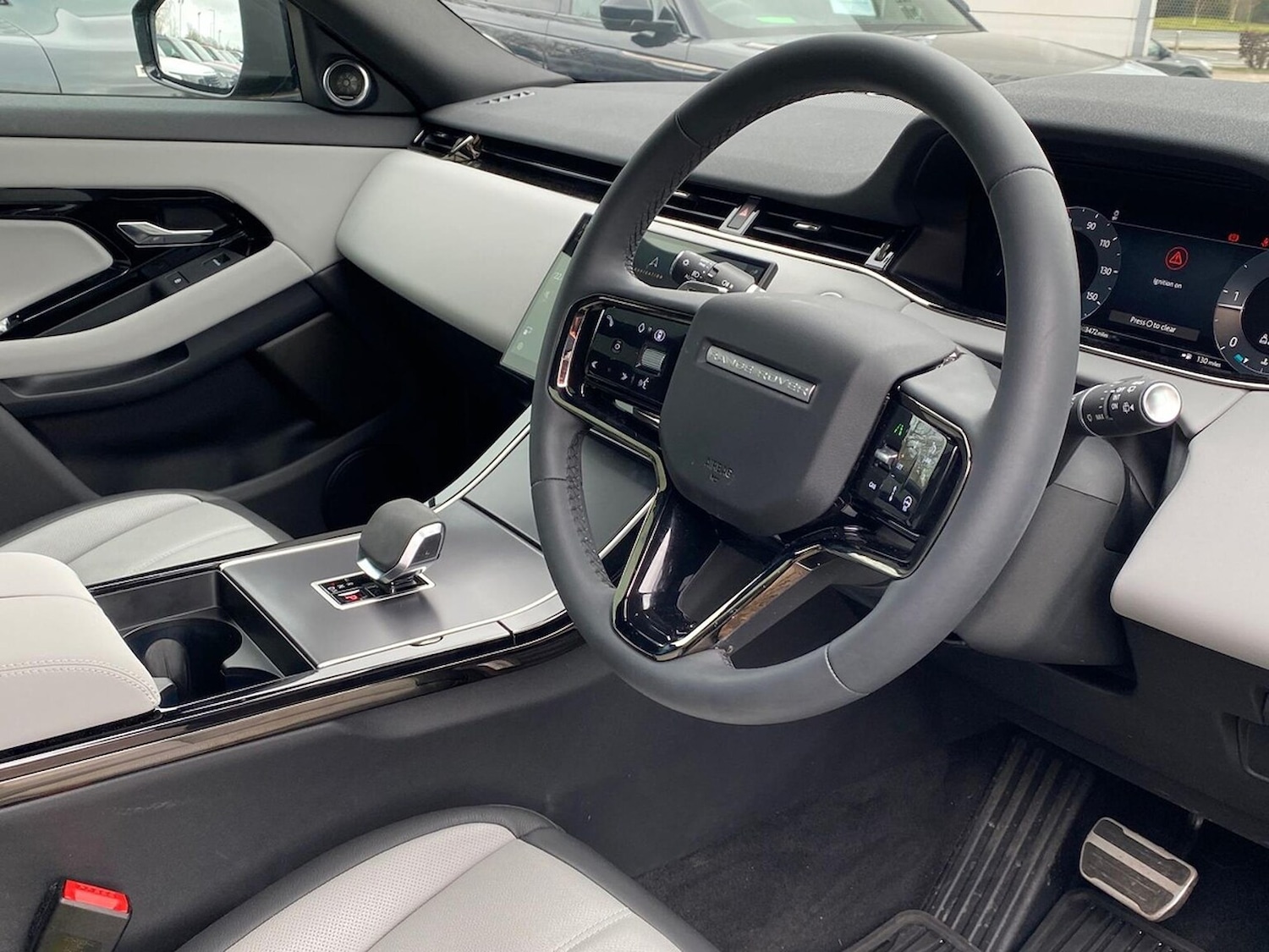 Used Land Rover Range Rover Evoque 2025 for sale - 77630150: Photo 31