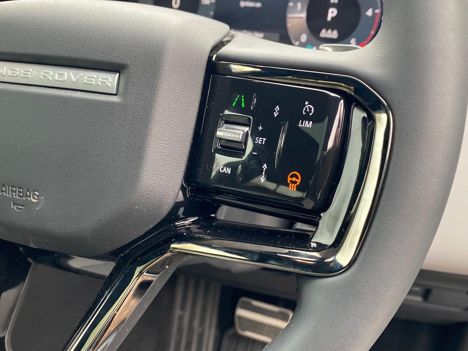 Used Land Rover Range Rover Evoque 2025 for sale - 77630150: Photo 32