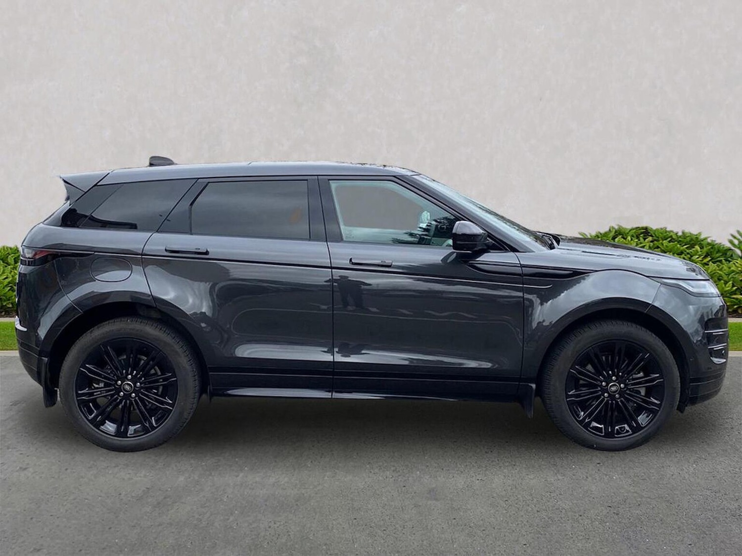 Used Land Rover Range Rover Evoque 2025 for sale - 77630150: Photo 5