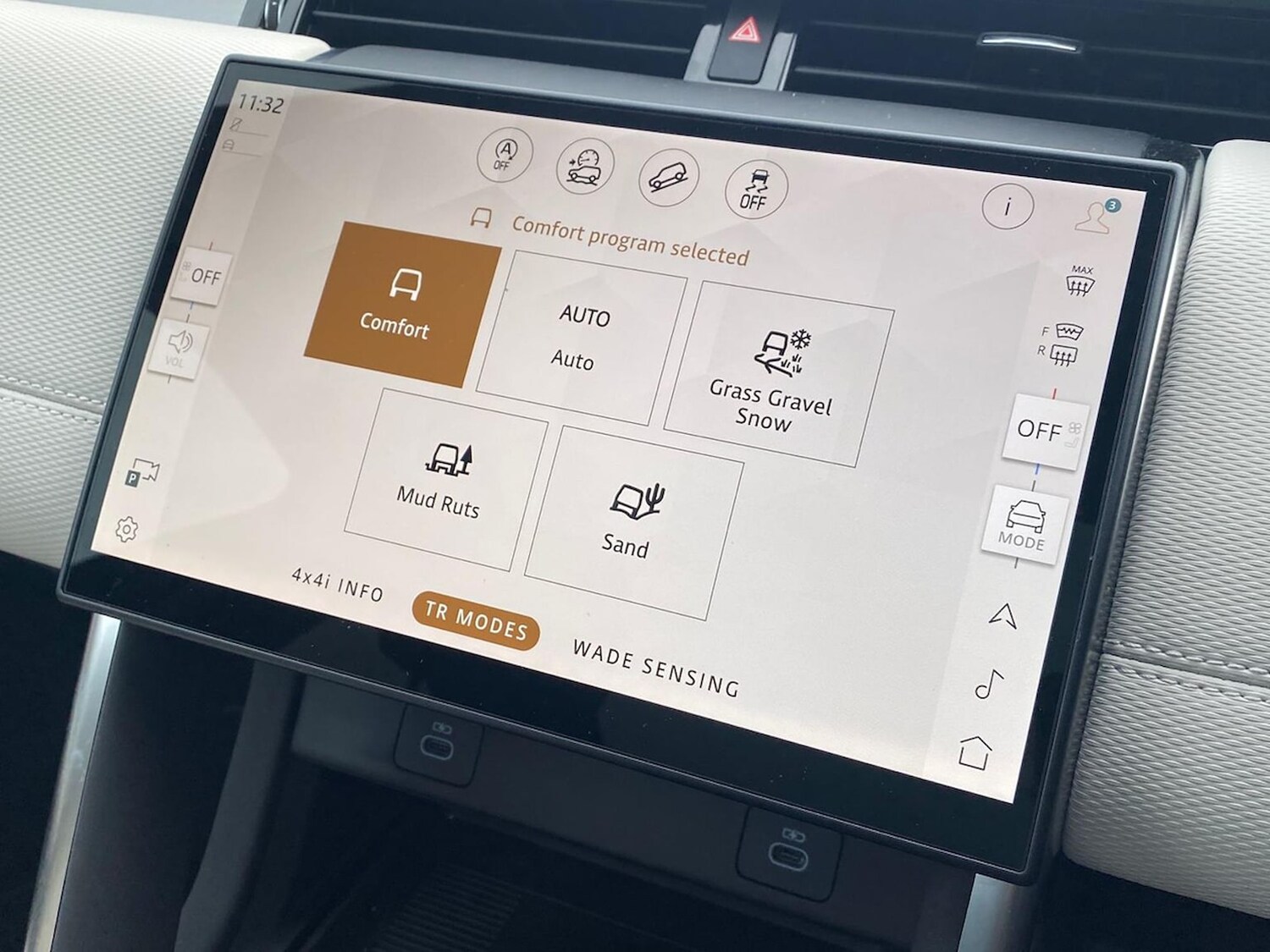 Used Land Rover Discovery Sport 2025 for sale - 77487893: Photo 38