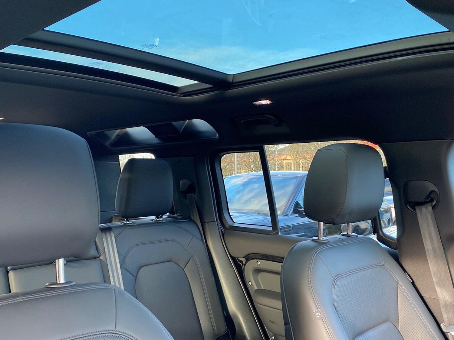 Used Land Rover Defender 2024 for sale - 77487886: Photo 21