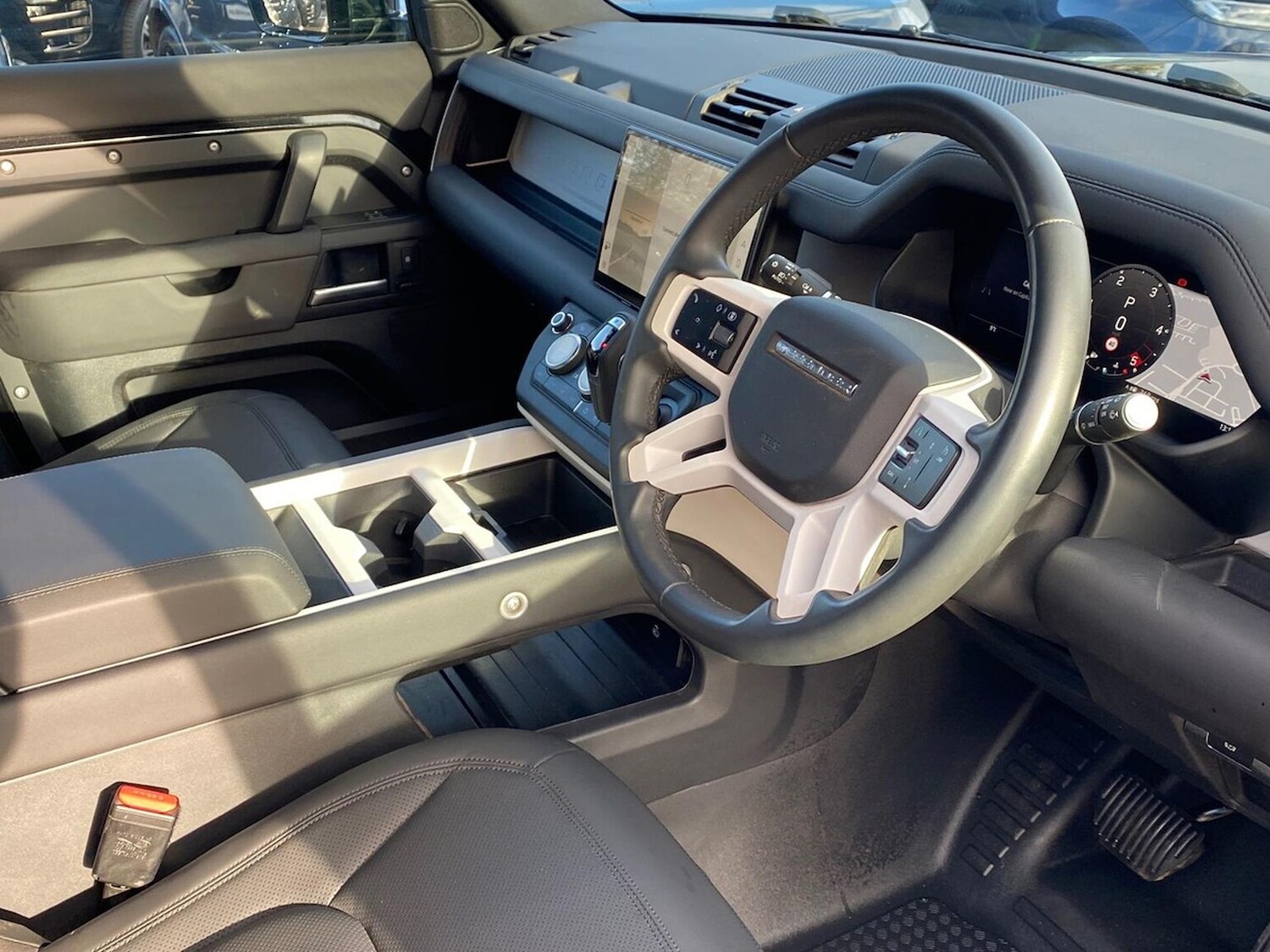 Used Land Rover Defender 2024 for sale - 77487886: Photo 33