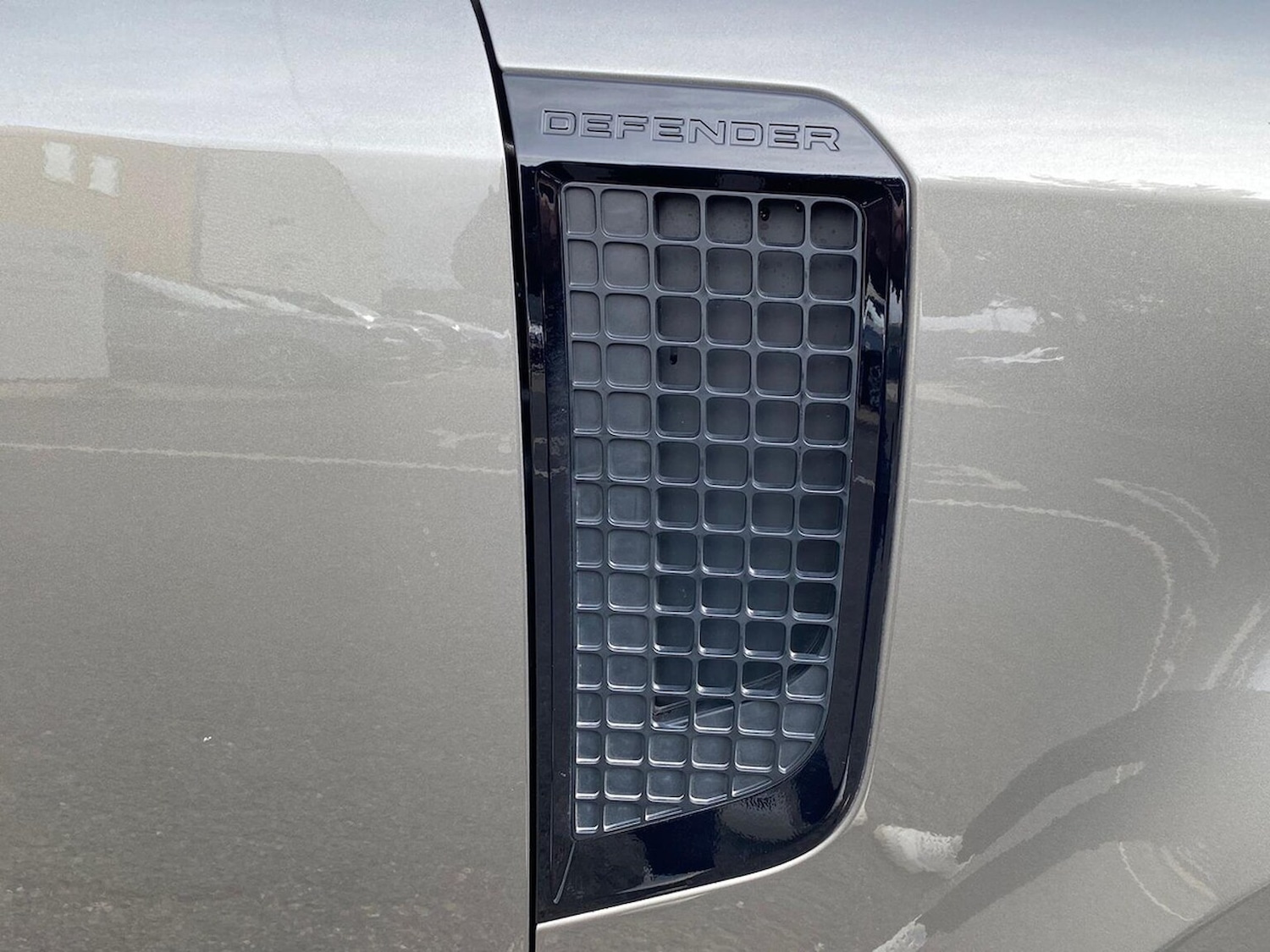 Used Land Rover Defender 2025 for sale - 78193557: Photo 30