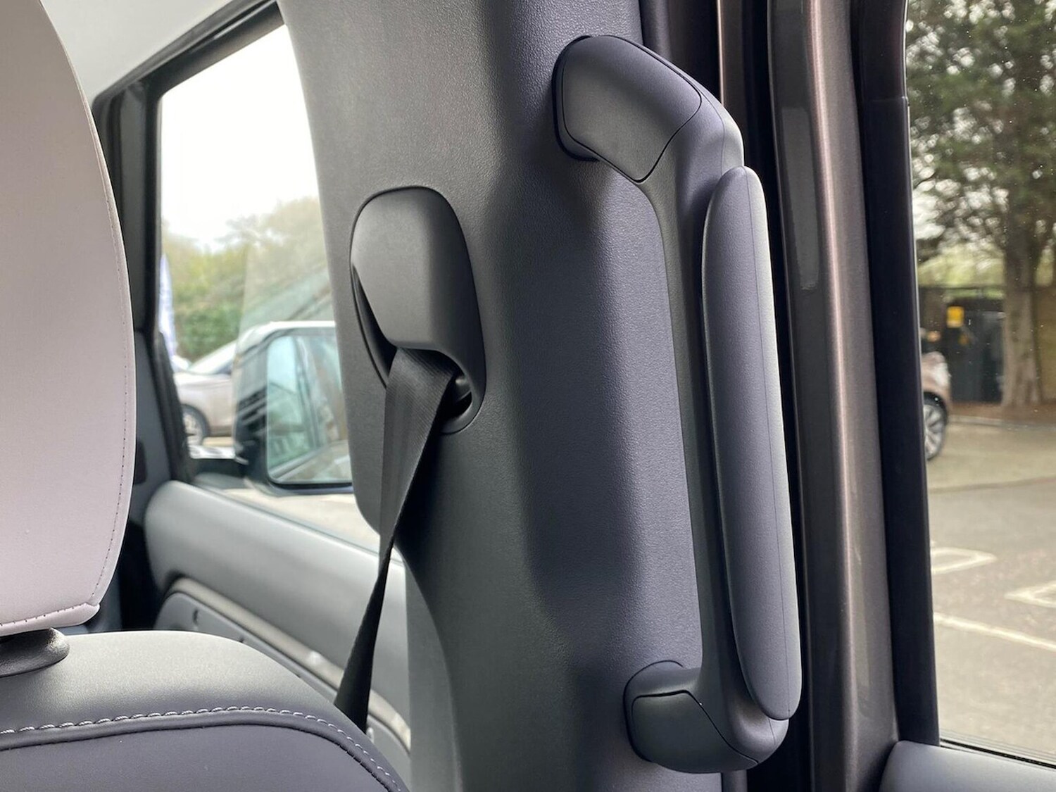 Used Land Rover Defender 2025 for sale - 78193557: Photo 37