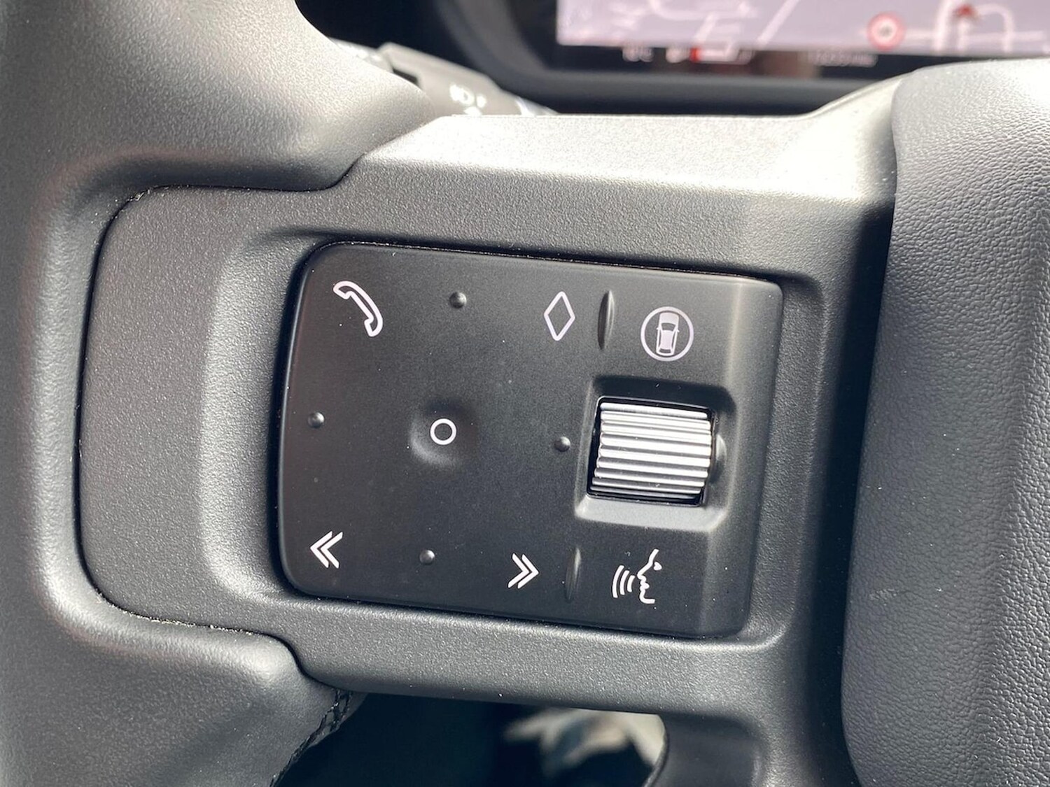 Used Land Rover Defender 2025 for sale - 78193557: Photo 41