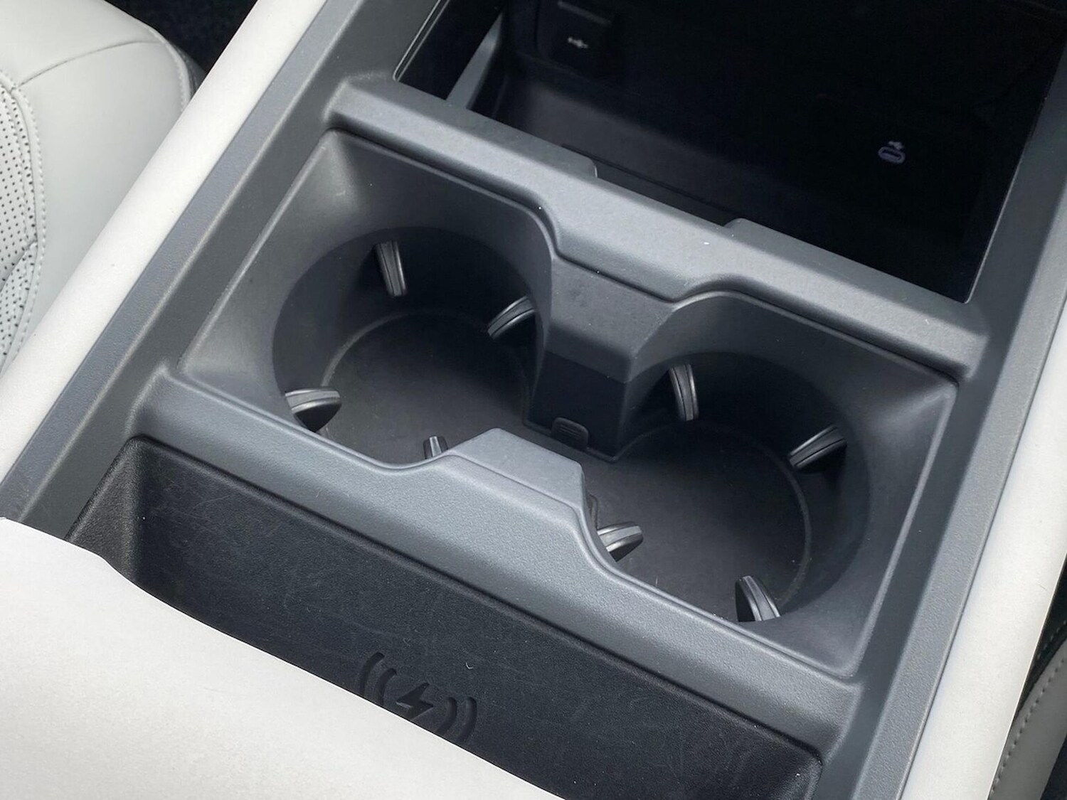 Used Land Rover Defender 2025 for sale - 78193557: Photo 44