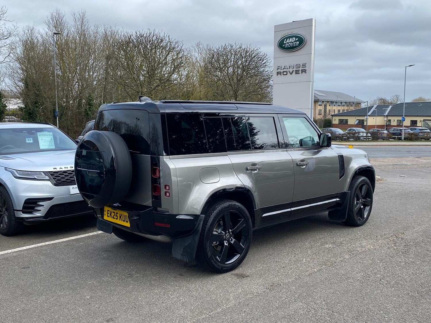 Used Land Rover Defender 2025 for sale - 78193557: Photo 50