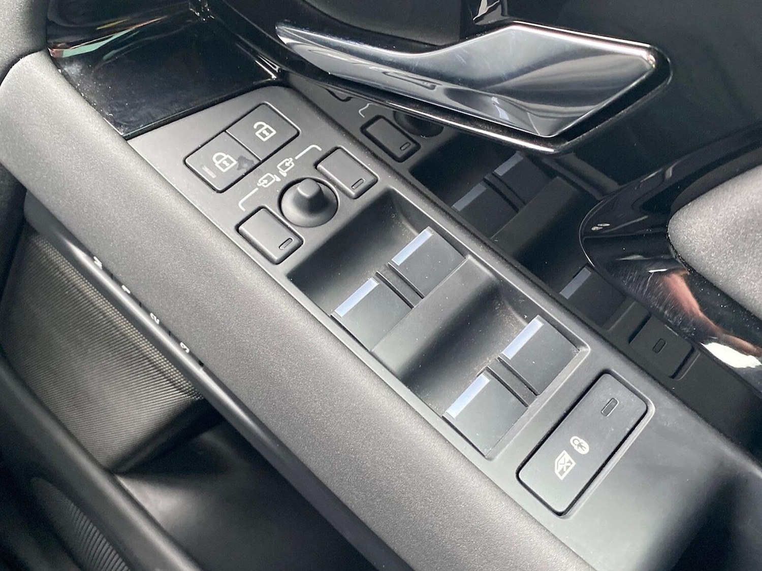 Used Land Rover Range Rover Evoque 2025 for sale - 77595501: Photo 24