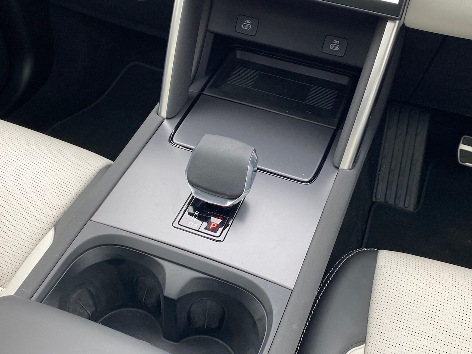 Used Land Rover Discovery Sport 2024 for sale - 76963574: Photo 13