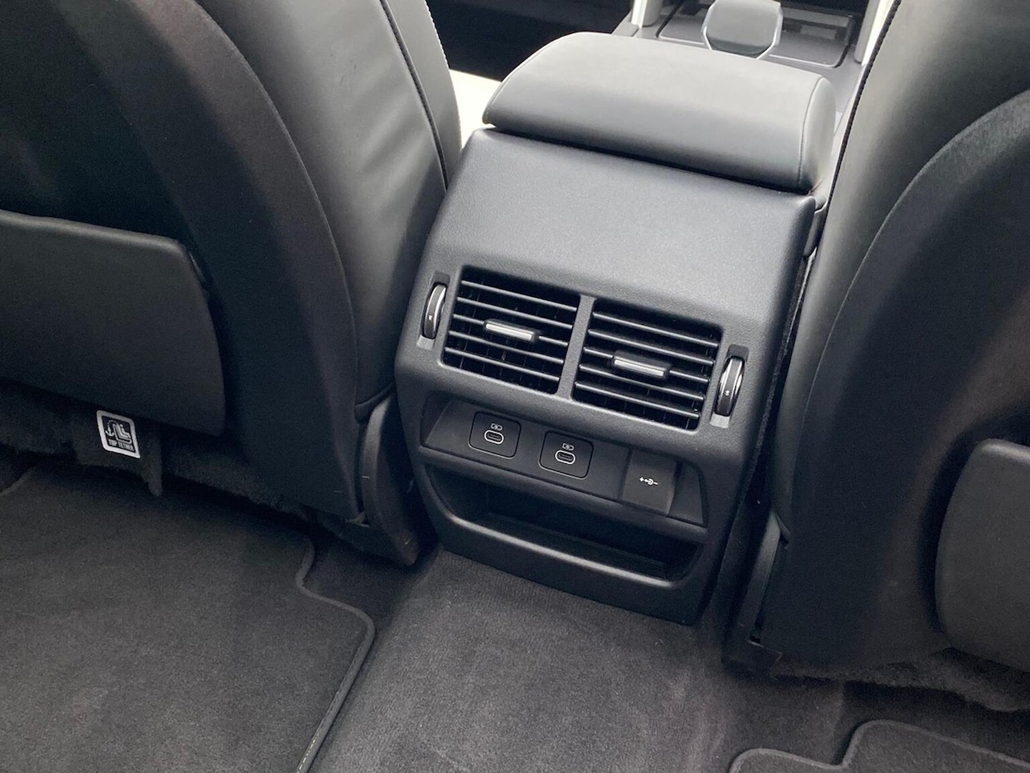 Used Land Rover Discovery Sport 2024 for sale - 76963574: Photo 18