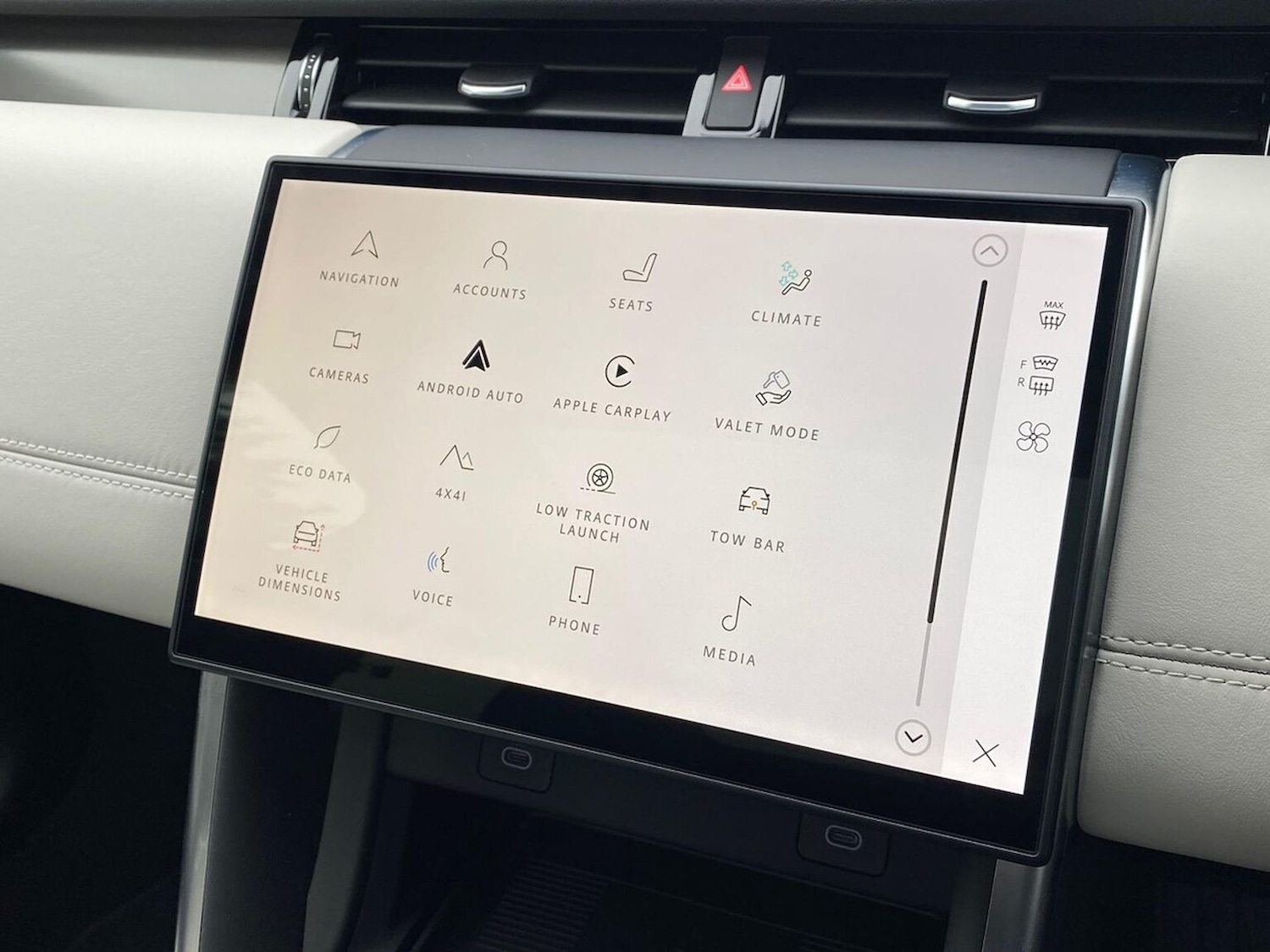 Used Land Rover Discovery Sport 2024 for sale - 76963574: Photo 39