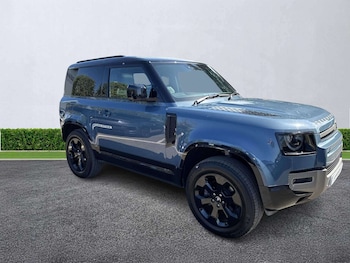 Used Land Rover Defender 2024 for sale - 78415029: Photo