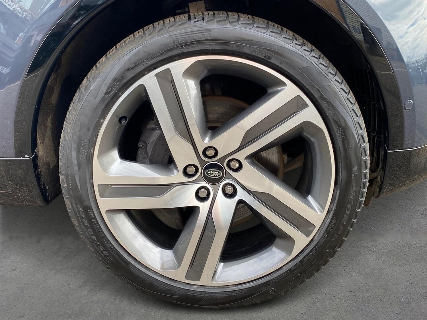 Used Land Rover Discovery 2024 for sale - 78193633: Photo 10