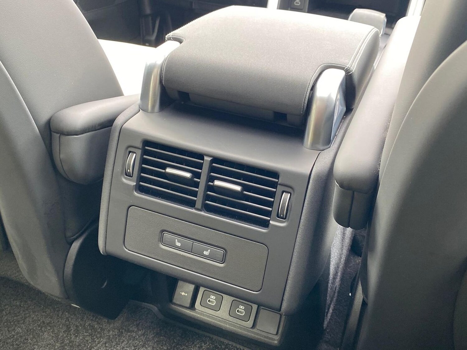 Used Land Rover Discovery 2024 for sale - 78193633: Photo 20