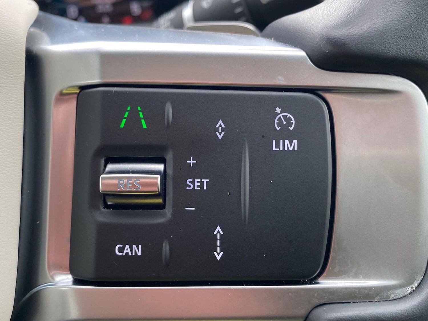 Used Land Rover Discovery 2024 for sale - 78193633: Photo 32