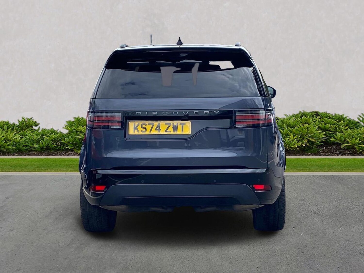 Used Land Rover Discovery 2024 for sale - 78193633: Photo 8