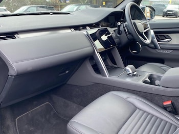 Used Land Rover Discovery Sport 2025 for sale - 77487930: Photo