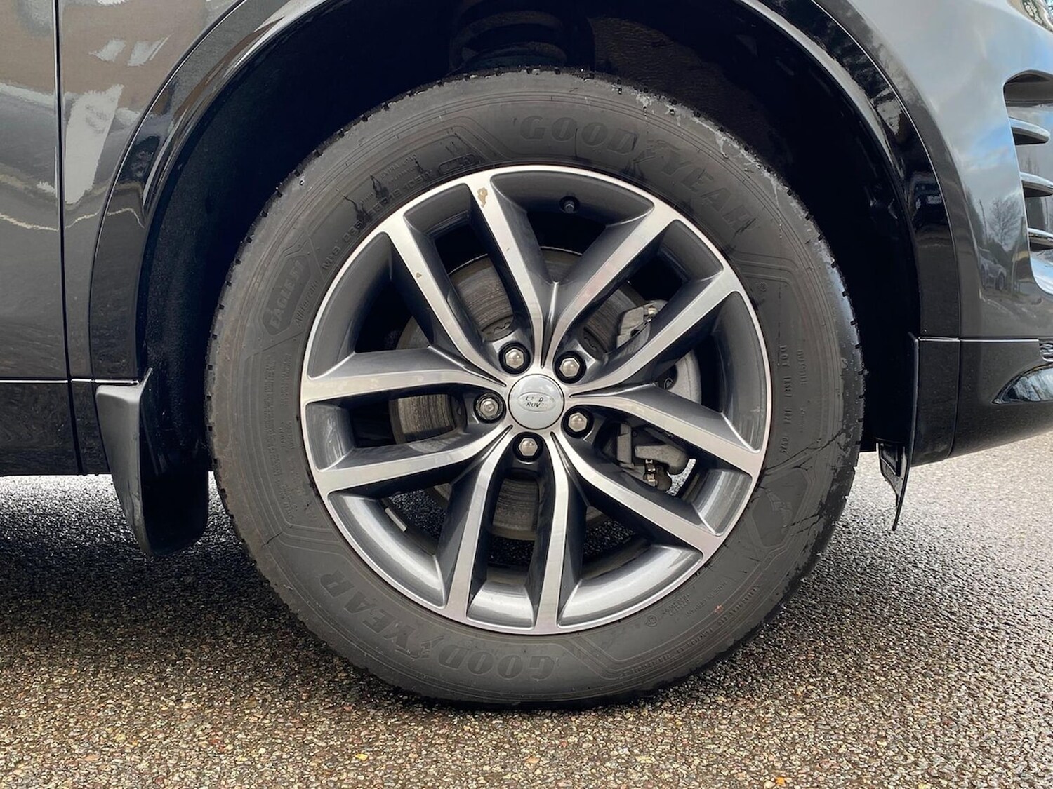 Used Land Rover Discovery Sport 2025 for sale - 77487930: Photo 8